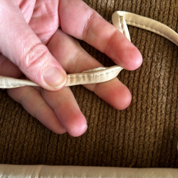 Jennifer Moore crossbody Vintage white cream ivory leather purse bag - Picture 5 of 9